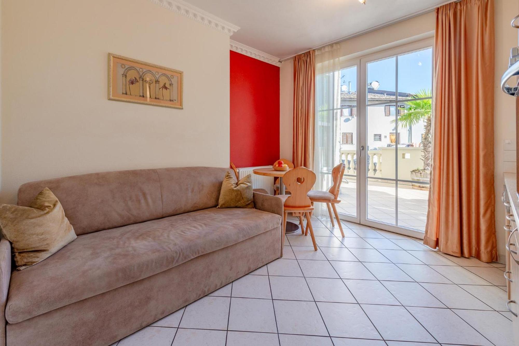 Panorama Aparthotel Termeno Εξωτερικό φωτογραφία